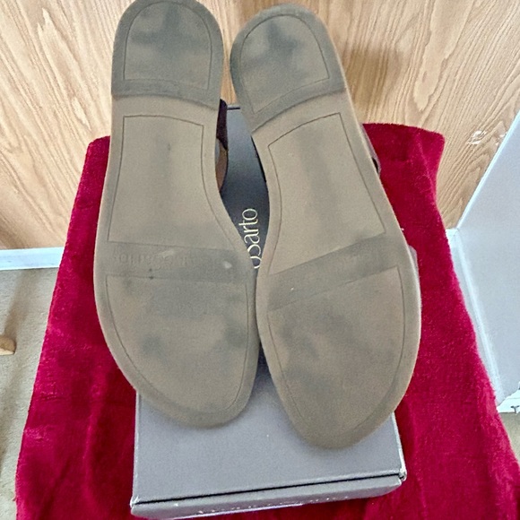 Franco Sarto Glenni Sandals - Picture 5 of 6